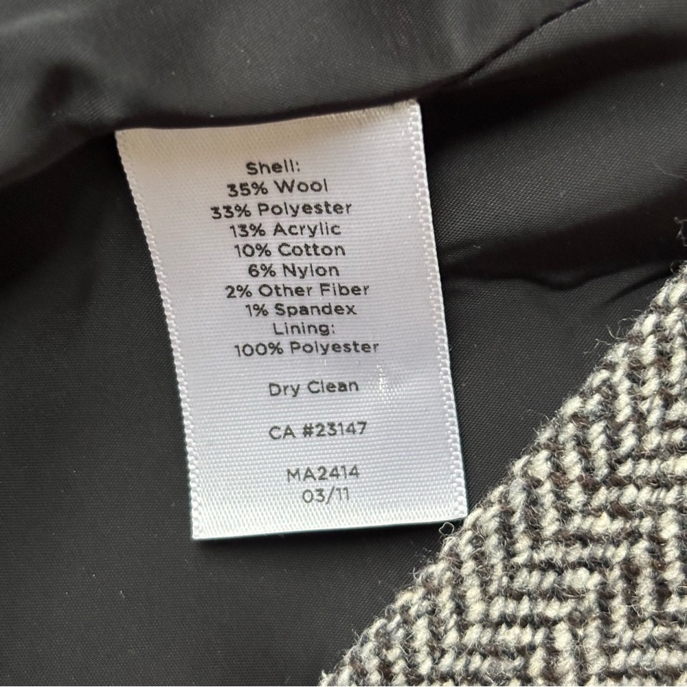 TALBOTS | Gray Tweed Wool Herringbone Double Breasted Blazer Jacket | Size 2P - Picture 6 of 6